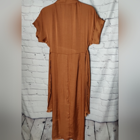 Steve Madden Tori Gathered Dress In Mocha Bisque Size 4 NWT - Picture 4 of 8